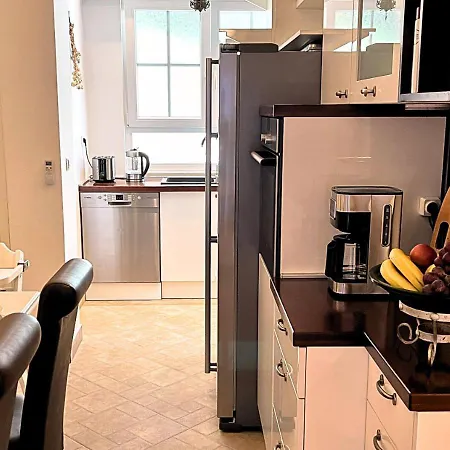 Stadt & Strandnahes Mit Garten & Bbq