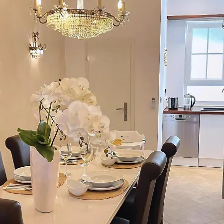 Stadt & Strandnahes Mit Garten & Bbq